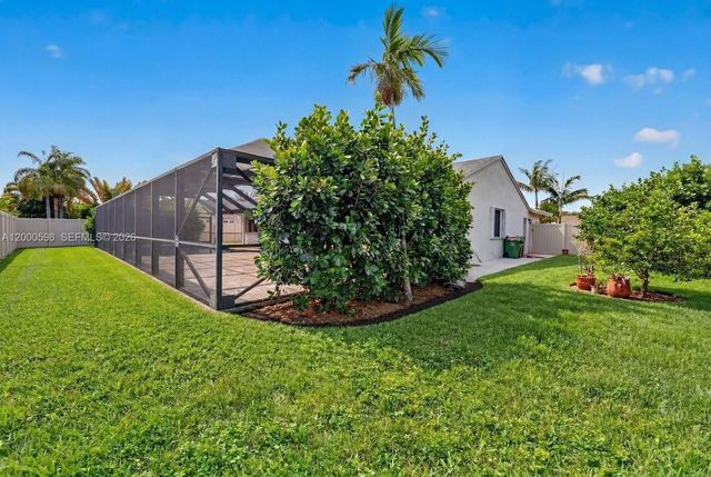 14711 Kirsten Ct, Davie, FL 33325