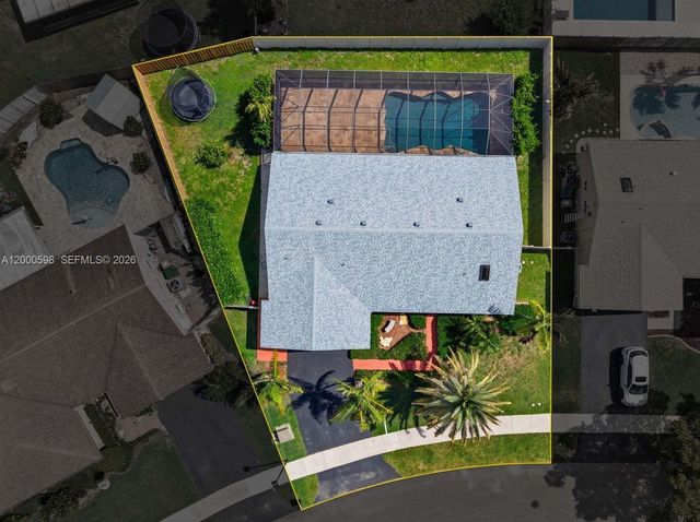 14711 Kirsten Ct, Davie, FL 33325