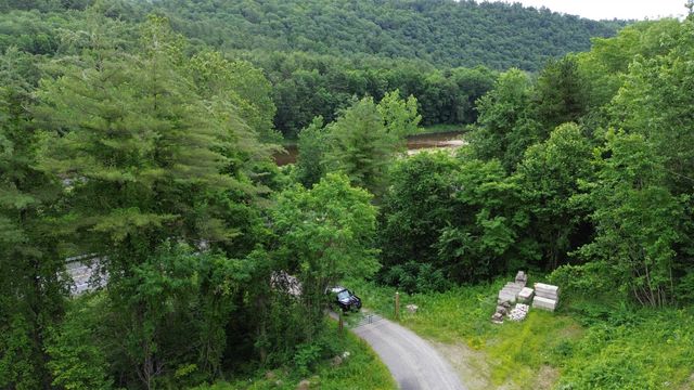 680 West River Road, Brattleboro, VT 05301