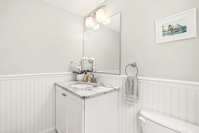 415 Lowell Street, Lynnfield, MA 01940