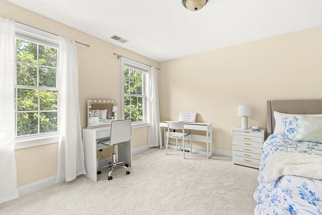 415 Lowell Street, Lynnfield, MA 01940