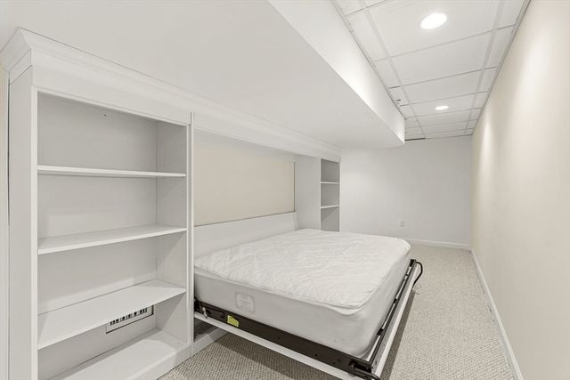 415 Lowell Street, Lynnfield, MA 01940