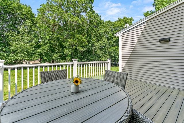 415 Lowell Street, Lynnfield, MA 01940