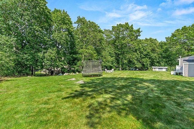 415 Lowell Street, Lynnfield, MA 01940