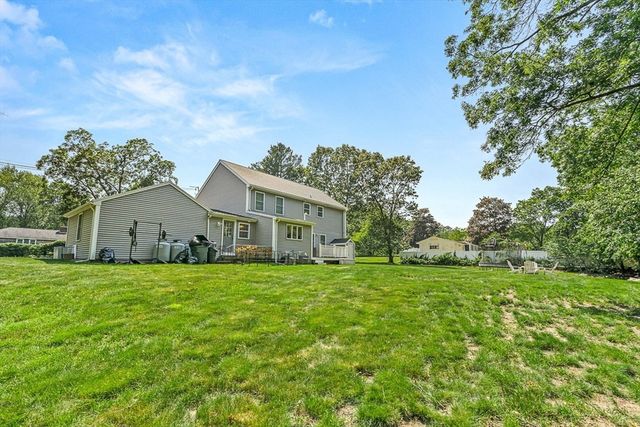 415 Lowell Street, Lynnfield, MA 01940