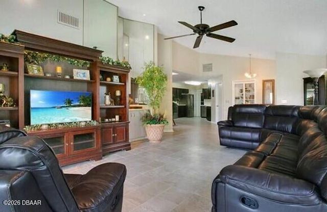 176 Palm Sparrow Court, Daytona Beach, FL 32119