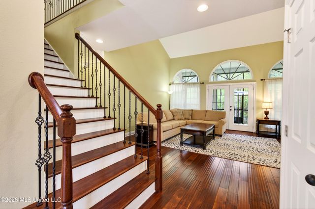 2904 Royal Run Road, Gautier, MS 39553