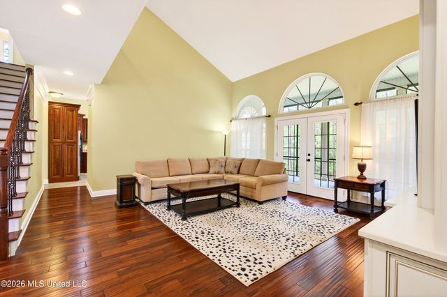 2904 Royal Run Road, Gautier, MS 39553