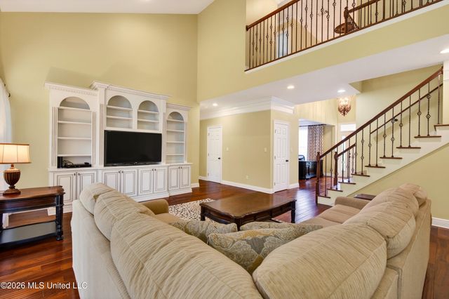 2904 Royal Run Road, Gautier, MS 39553