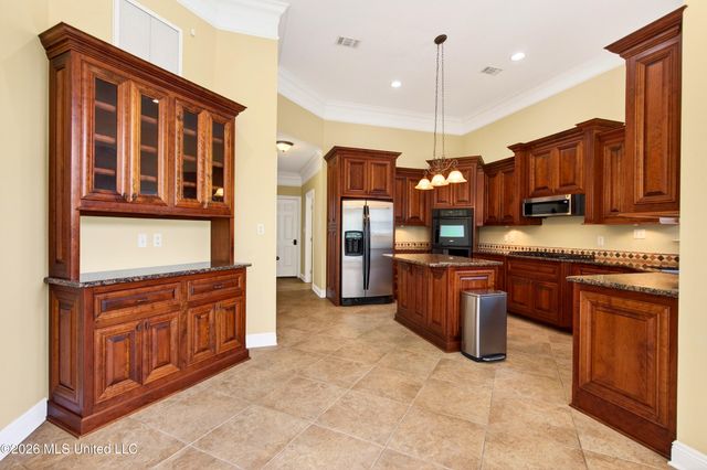 2904 Royal Run Road, Gautier, MS 39553