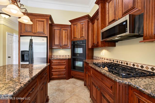 2904 Royal Run Road, Gautier, MS 39553