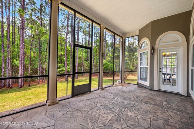 2904 Royal Run Road, Gautier, MS 39553