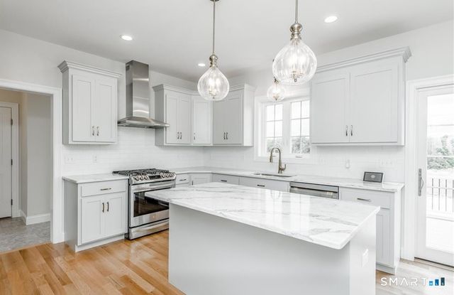 106 Rock Ridge Road, Manchester, CT 06040