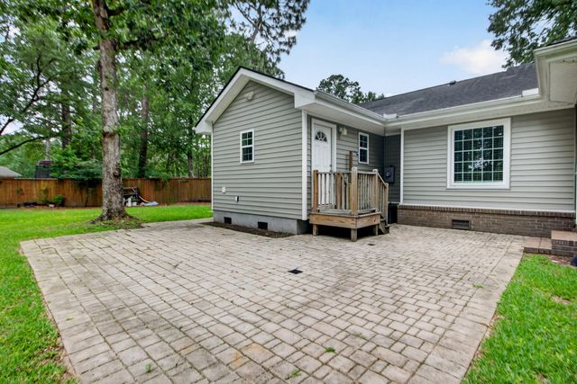19 Milano Court, Hanahan, SC 29410