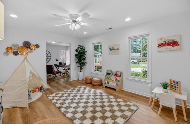 19 Milano Court, Hanahan, SC 29410