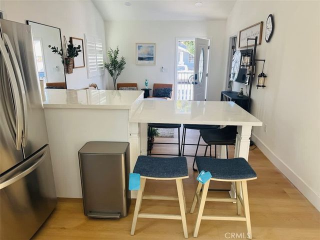 1014 Myrtle Avenue, Long Beach, CA 90813