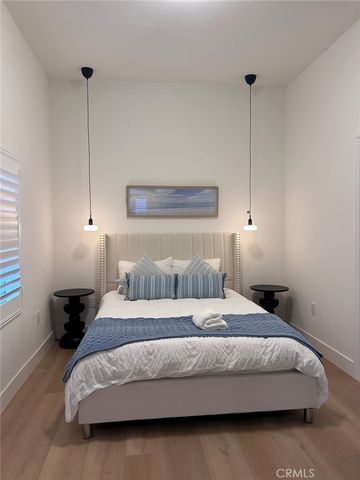 1014 Myrtle Avenue, Long Beach, CA 90813