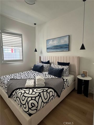 1014 Myrtle Avenue, Long Beach, CA 90813
