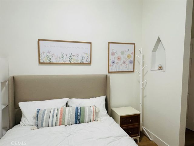 1014 Myrtle Avenue, Long Beach, CA 90813