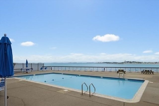 1 Seal Harbor Rd 413, Winthrop, MA 02152