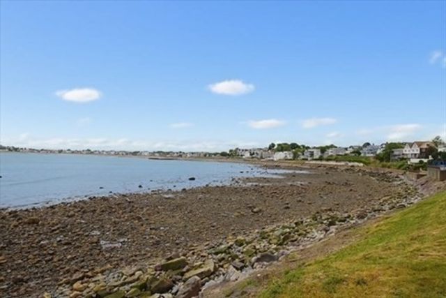 1 Seal Harbor Rd 413, Winthrop, MA 02152