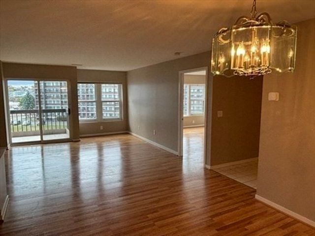 1 Seal Harbor Rd 413, Winthrop, MA 02152