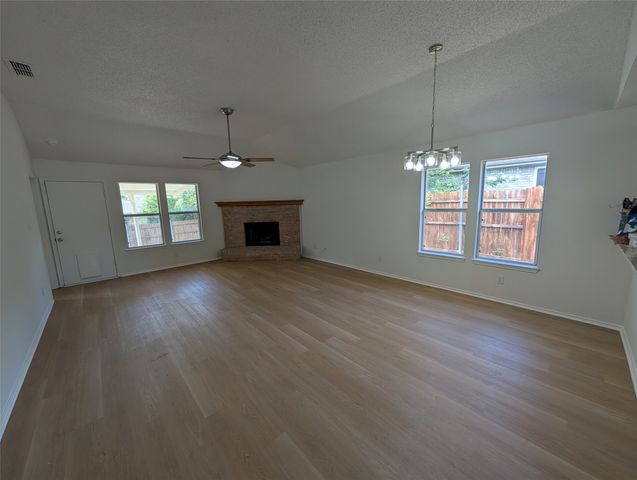 4821 Saint Thomas Place, Fort Worth, TX 76135
