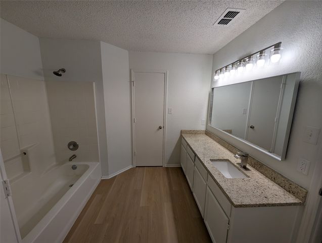 4821 Saint Thomas Place, Fort Worth, TX 76135