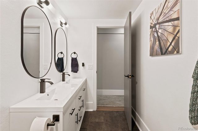 7773 S Oneida Court, Centennial, CO 80112