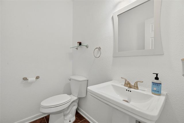6311 Westcott Street, Houston, TX 77007