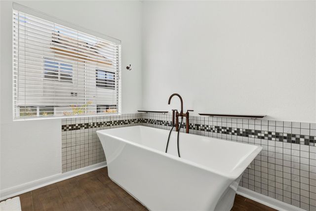 6311 Westcott Street, Houston, TX 77007