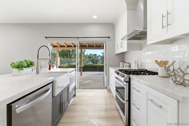 1734 Kyrsten Terrace, Alpine, CA 91901