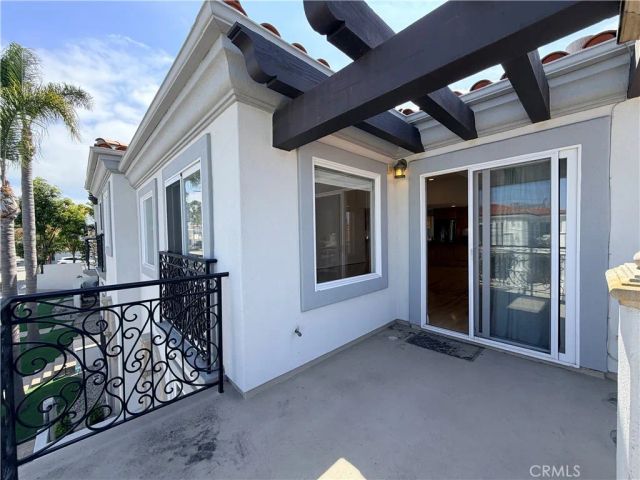 710 1st Place, Hermosa Beach, CA 90254