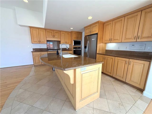 710 1st Place, Hermosa Beach, CA 90254