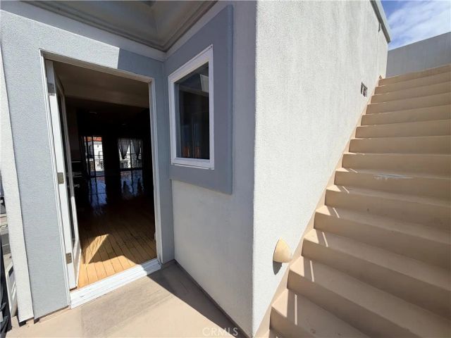 710 1st Place, Hermosa Beach, CA 90254