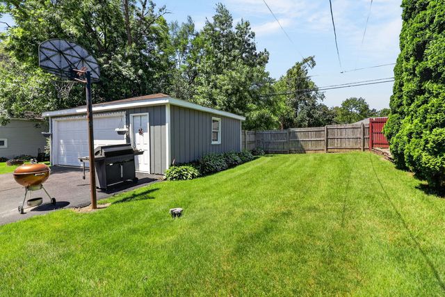 1S134 Michigan Avenue, Lombard, IL 60148