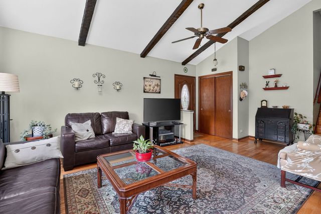 1S134 Michigan Avenue, Lombard, IL 60148