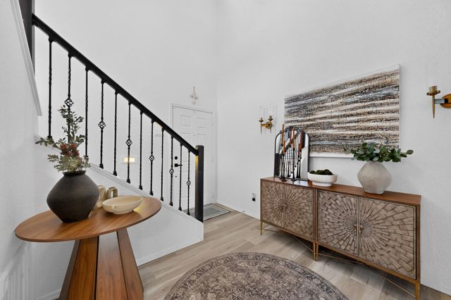 6232 Nueva Espana Road NW, Albuquerque, NM 87114