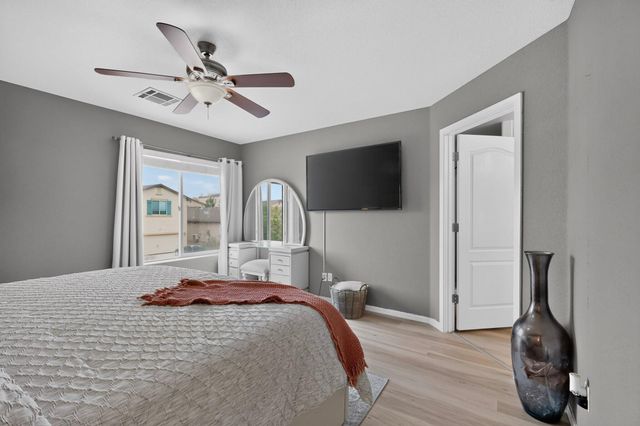 6232 Nueva Espana Road NW, Albuquerque, NM 87114