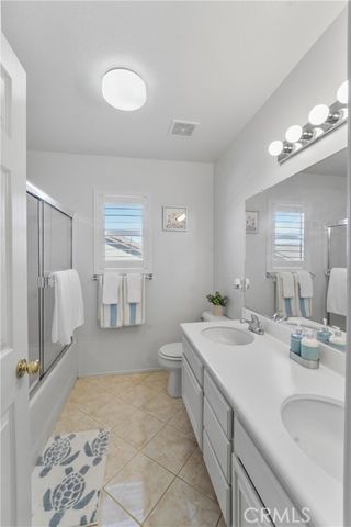 27922 Bridlewood Drive, Castaic, CA 91384