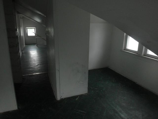 6841 W Fond Du Lac AVENUE, Milwaukee, WI 53218