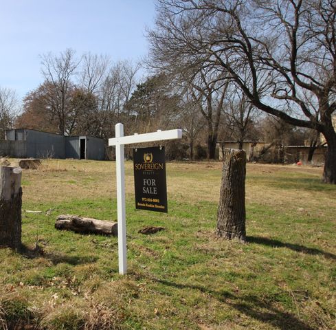 230 Sherman Drive, Pottsboro, TX 75076