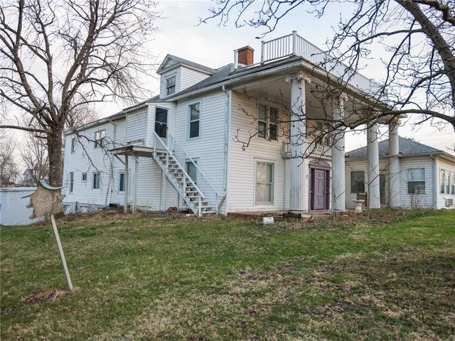 308 S Broadway Street, Princeton, MO 64673
