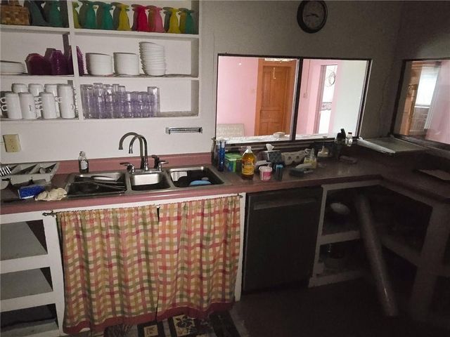 308 S Broadway Street, Princeton, MO 64673