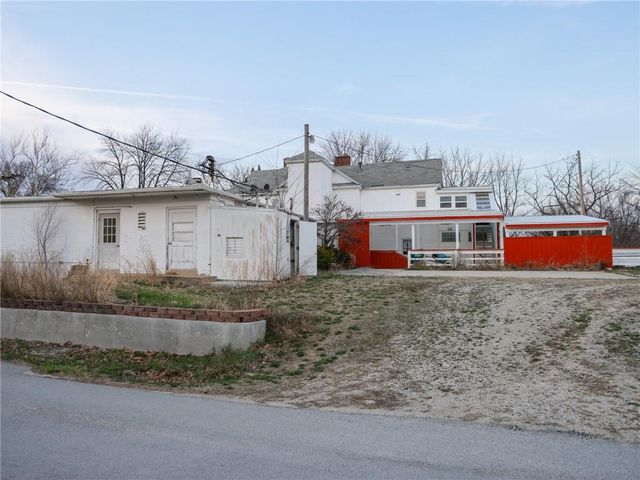 308 S Broadway Street, Princeton, MO 64673