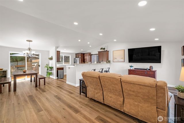 4926 120th Place SE, Everett, WA 98208