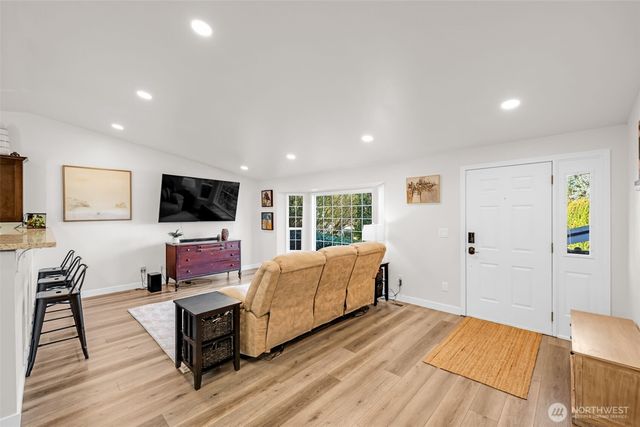 4926 120th Place SE, Everett, WA 98208