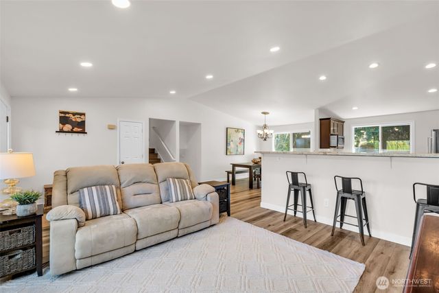 4926 120th Place SE, Everett, WA 98208