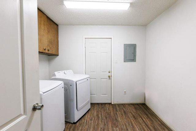 1907 73rd Street, Lubbock, TX 79423