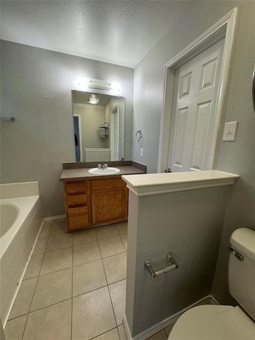 2064 Falls Creek Drive, Little Elm, TX 75068